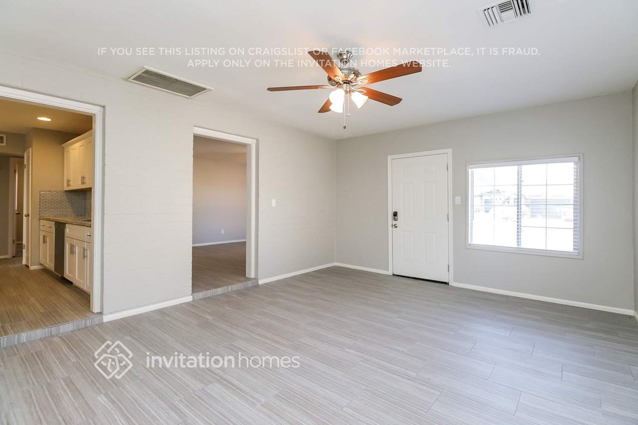 1915 E Colgate Dr - Photo 4 of 15