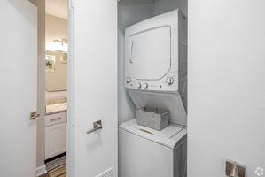 featured image of 2204 Deercross Dr