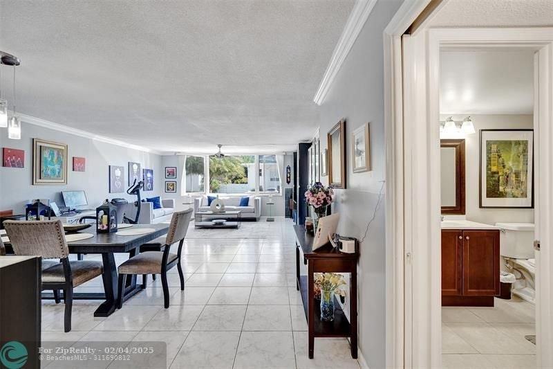 711 N Birch Rd - Photo 5 of 50