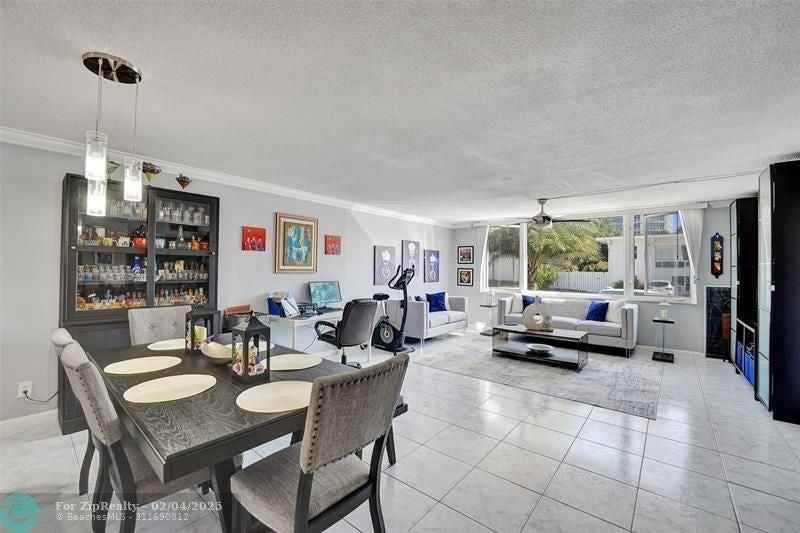 711 N Birch Rd - Photo 7 of 50