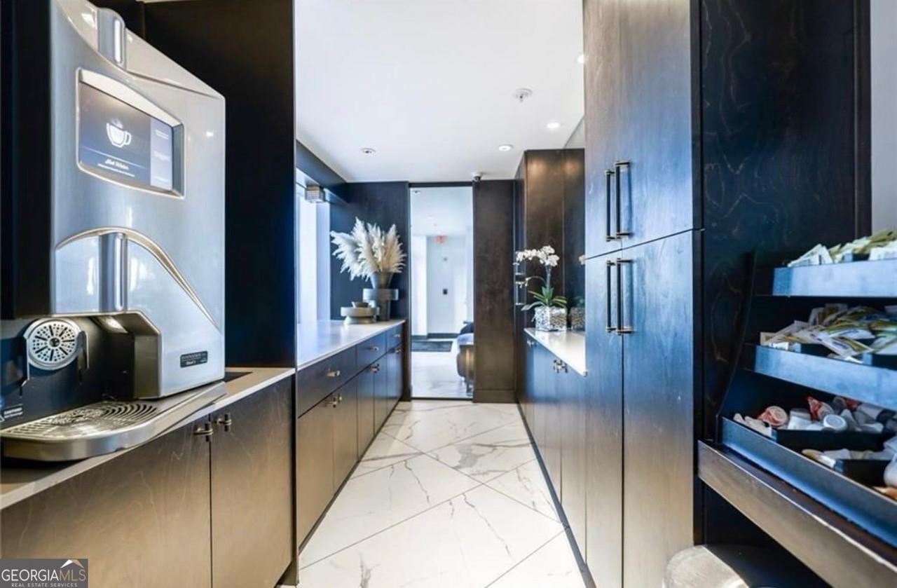 400 Peachtree Battle Ave Nw - Photo 6 of 19