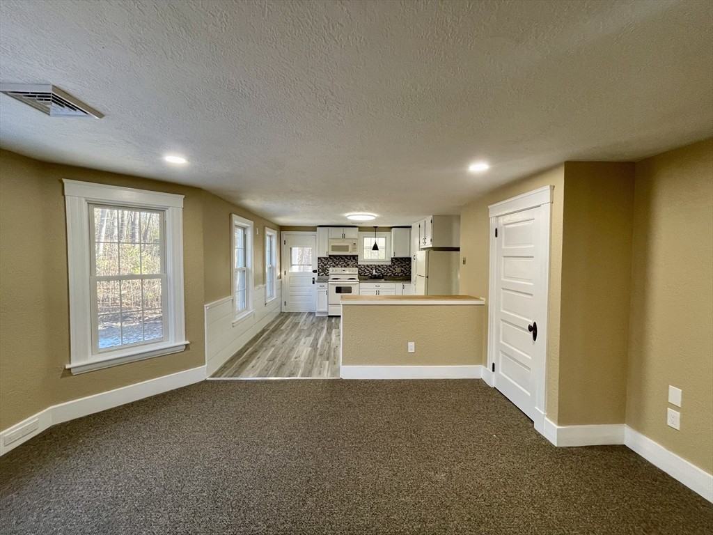 221 Church Street ##B - Photo 4 of 15