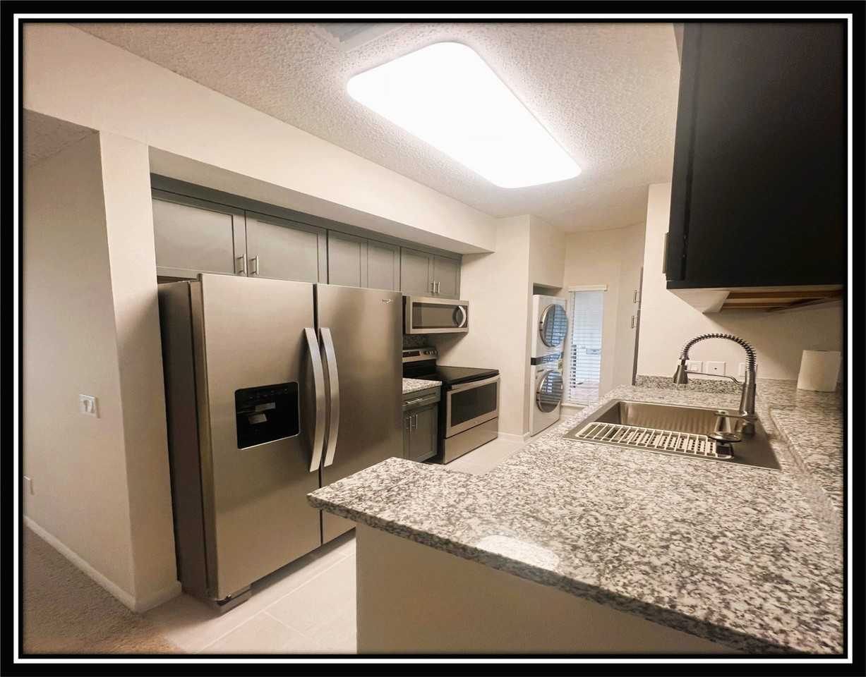 3317 Golden Trails Dr - Photo 4 of 15