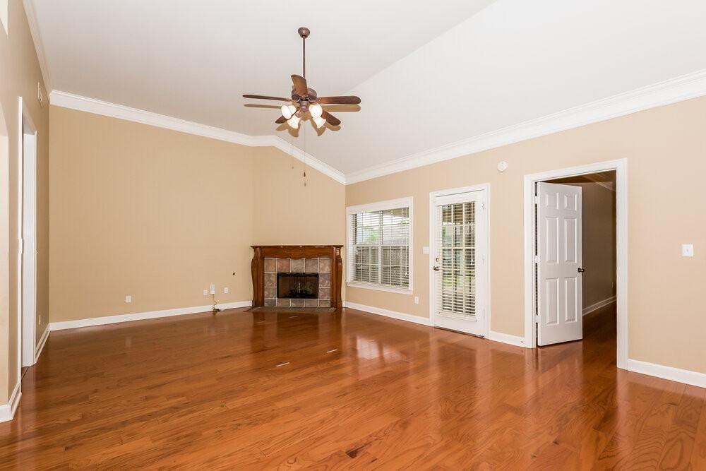 2722 Nelle Ln - Photo 5 of 24