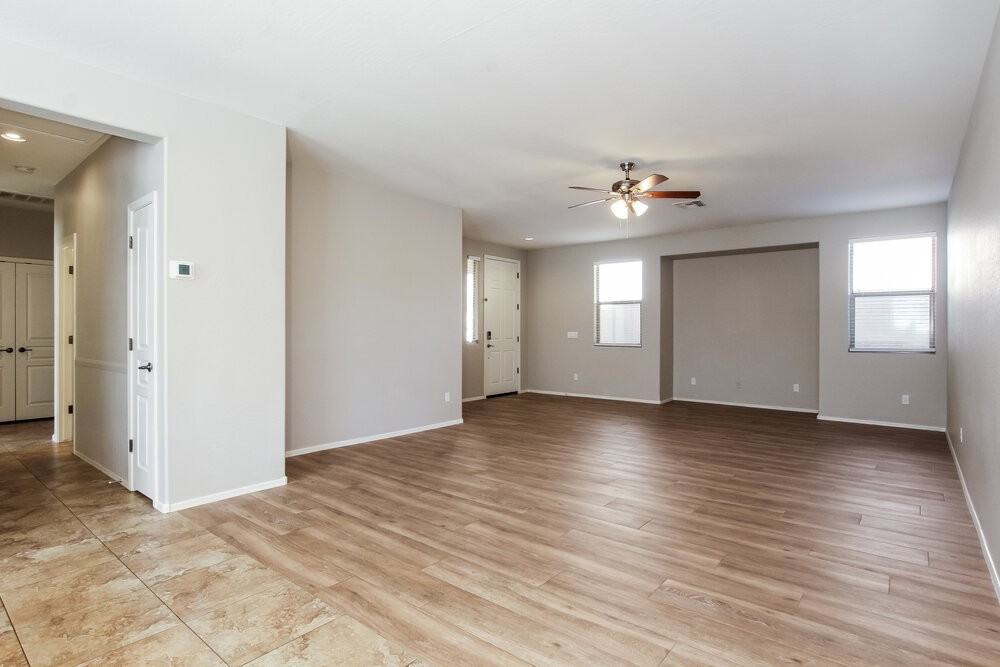 29513 N Smokey Ln - Photo 5 of 16
