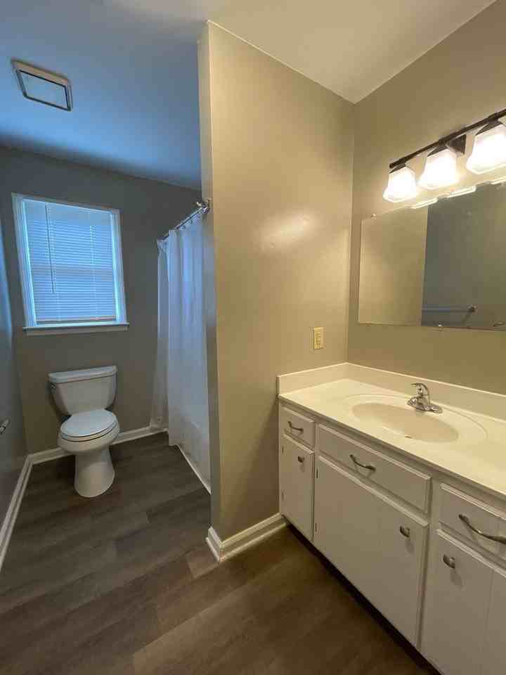 3638 Barfield Crescent Rd - Photo 7 of 10