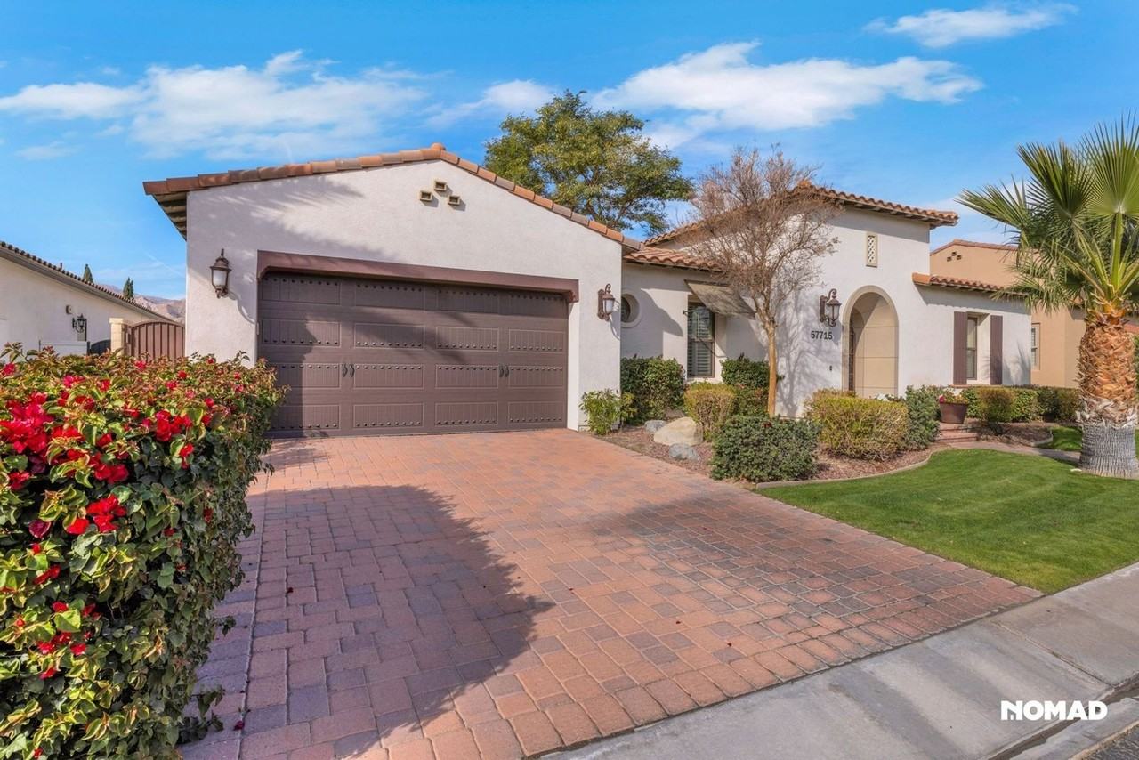 57715 Rosewood Ct - Photo 3 of 32