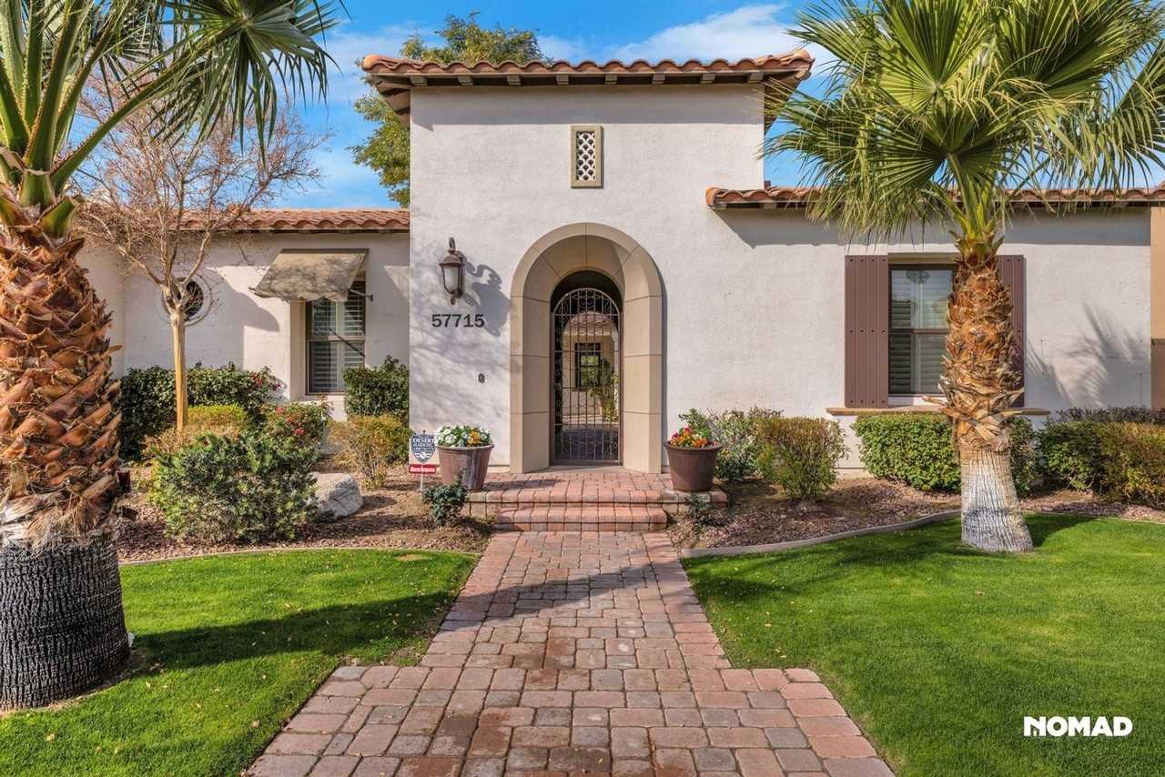 57715 Rosewood Ct - Photo 5 of 32