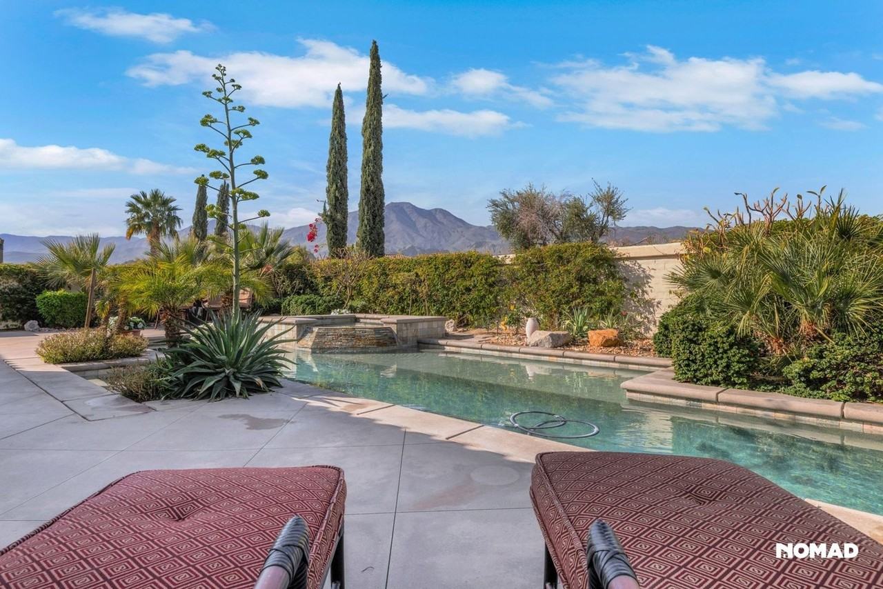 57715 Rosewood Ct - Photo 7 of 32