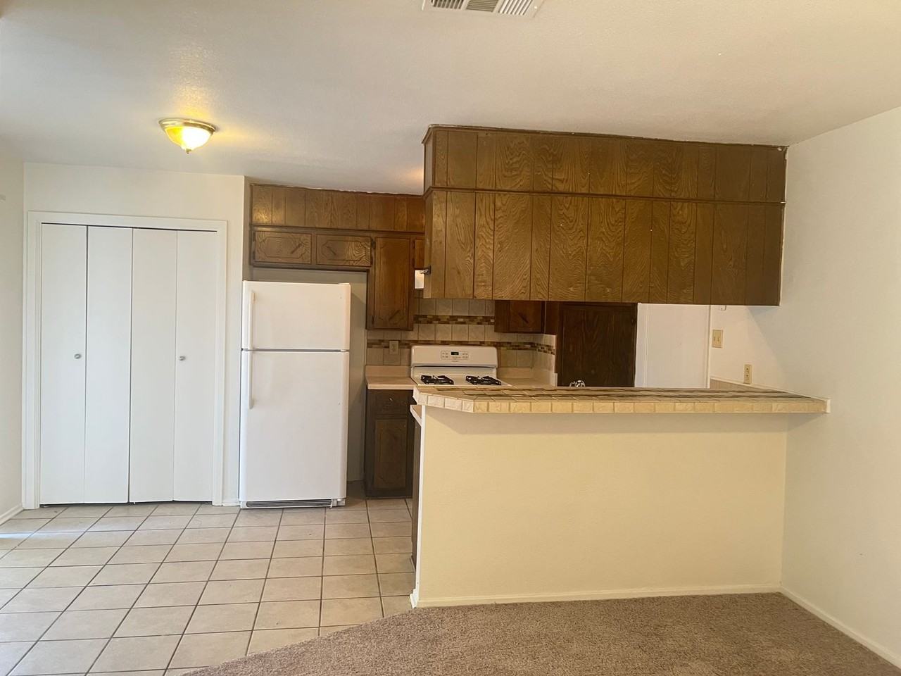 2201 Wheeler Cir - Photo 5 of 14