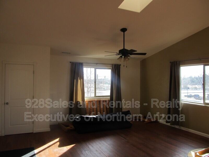 535 S Ernest St #BACK - Photo 3 of 6