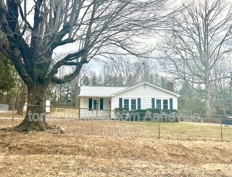 6 Atkins St - Photo 2 of 23