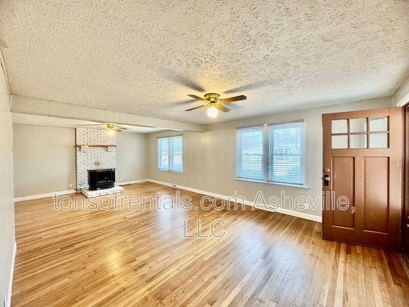 6 Atkins St - Photo 4 of 23