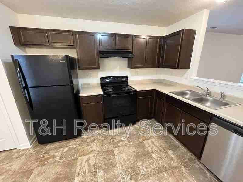 2431 Pinebark Dr - Photo 6 of 28