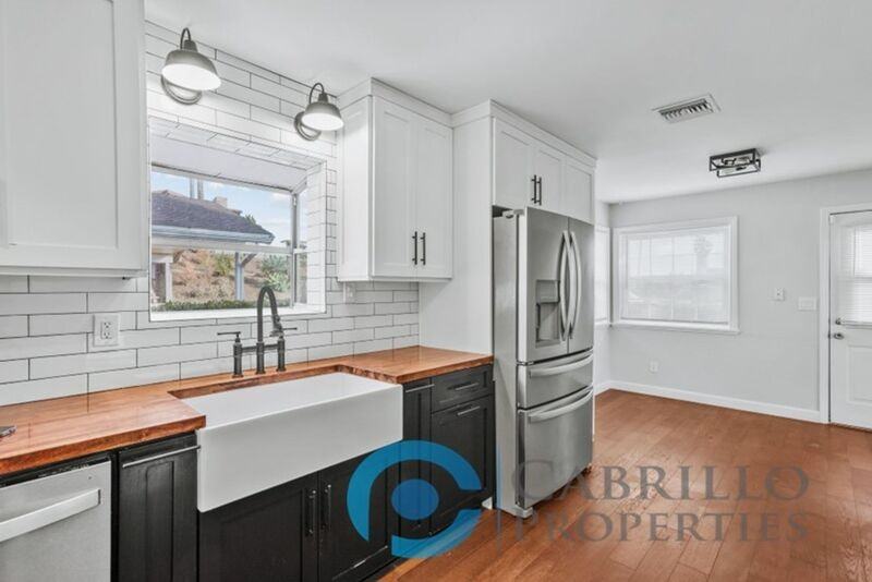 1642 Helix St - Photo 2 of 30