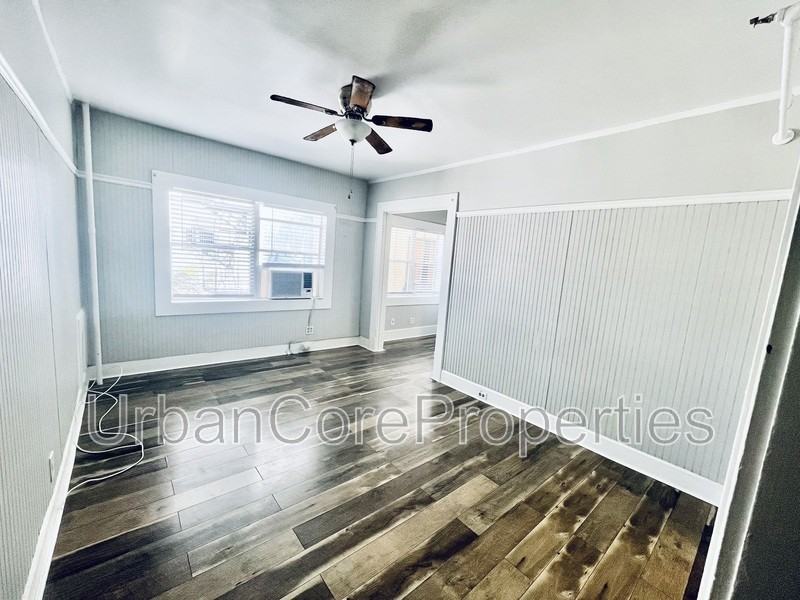 216 5th Ave N #212 - Photo 4 of 13