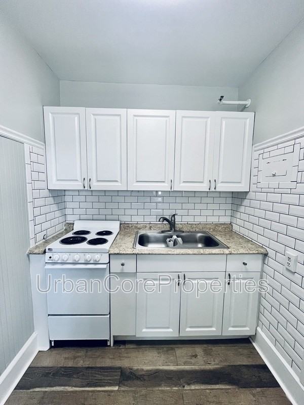 216 5th Ave N #212 - Photo 7 of 13