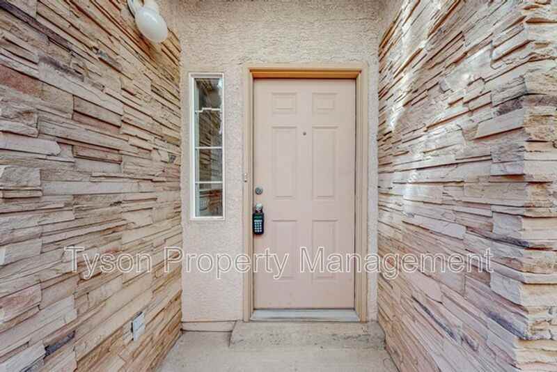 10932 Hanalei Ave Ne - Photo 4 of 19