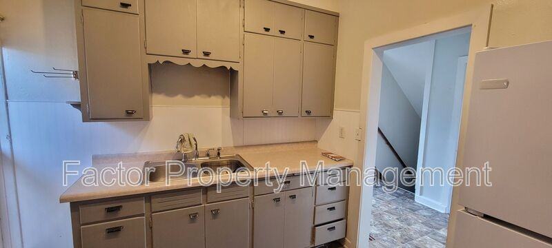 103 Lincoln St - Photo 6 of 18