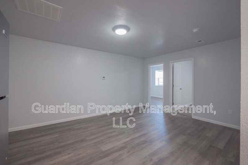 N Main St #1 - Photo 4 of 10