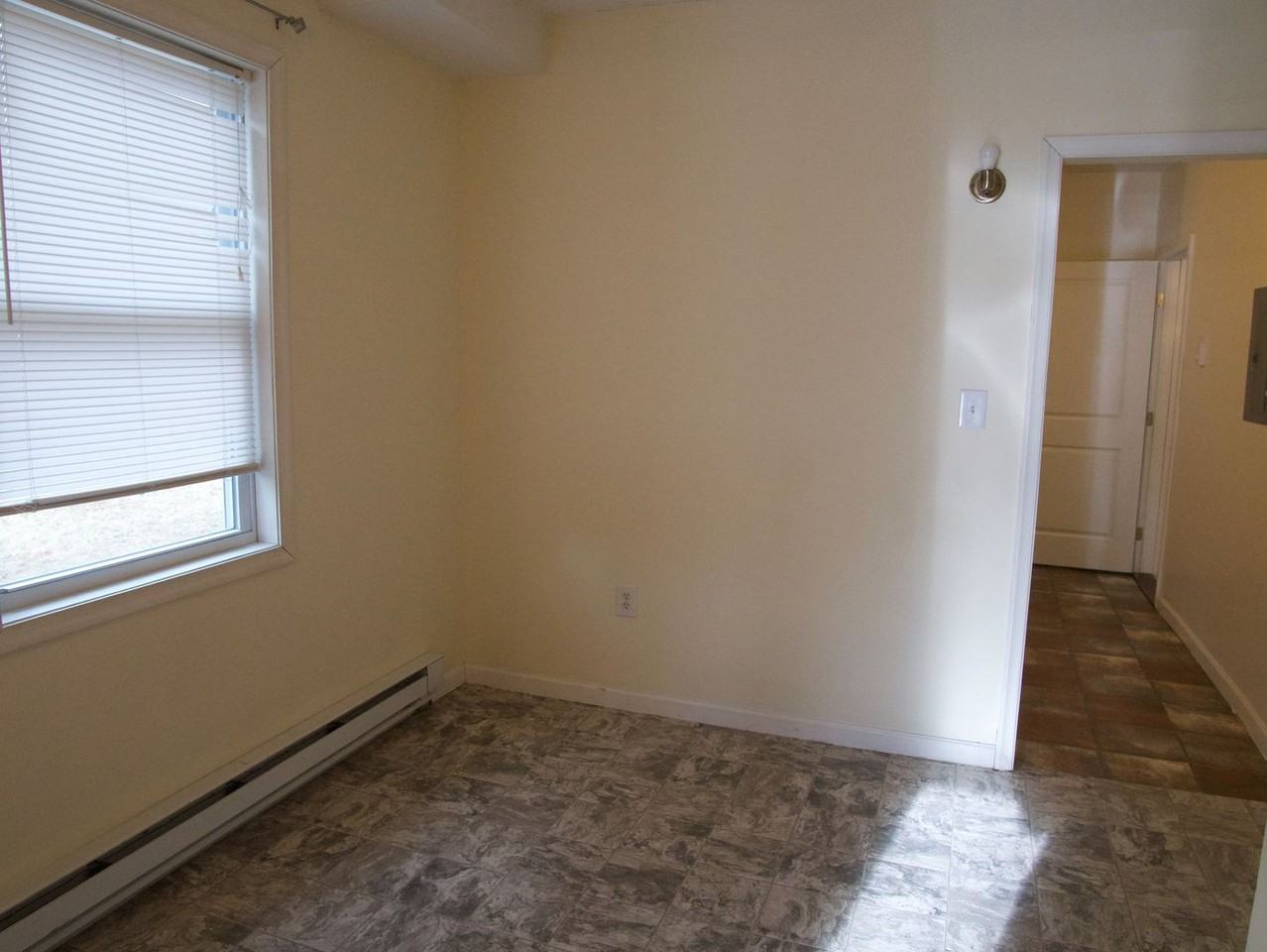 422 South St - Photo 2 of 21