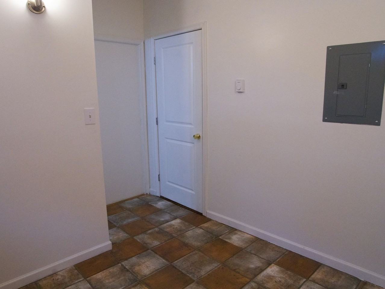 422 South St - Photo 7 of 21