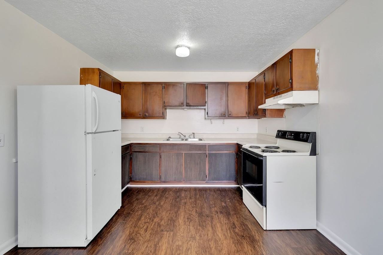 124 South Ford Street - Photo 6 of 13