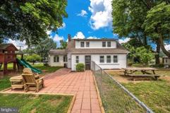 15213 Clear Spring Rd - Photo 1 of 1