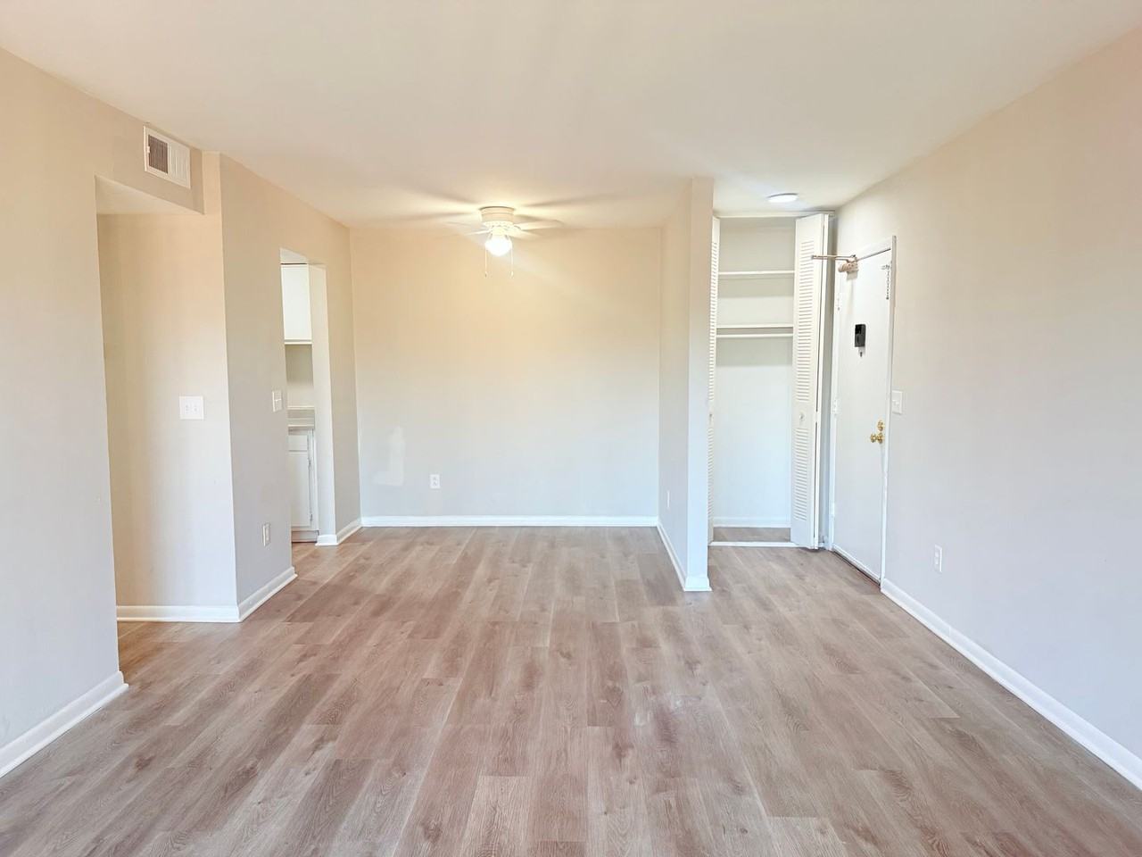 330 Orchard Trace Ln #7 - Photo 2 of 12