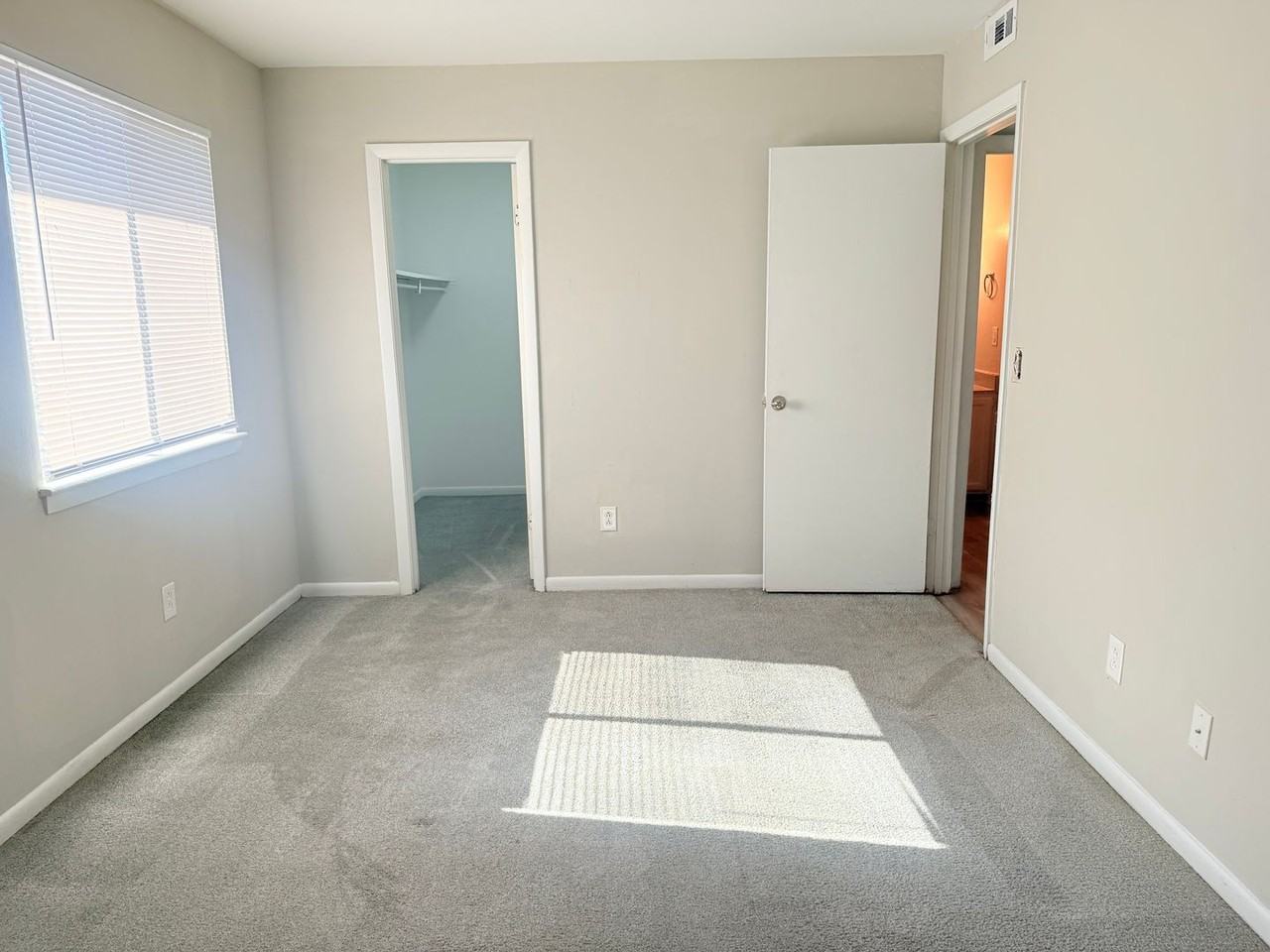 330 Orchard Trace Ln #7 - Photo 4 of 12