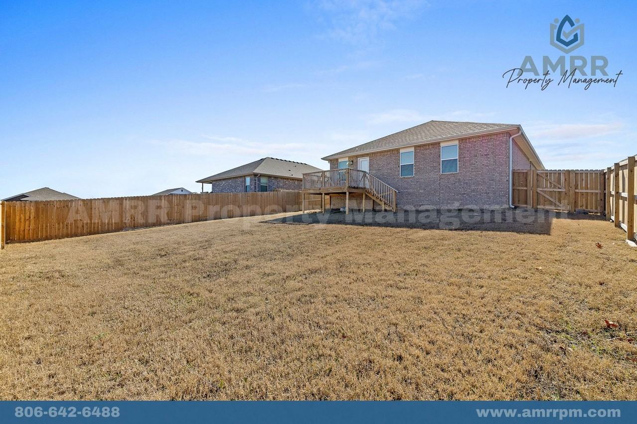 1104 Sw 3rd Ave - Photo 3 of 27