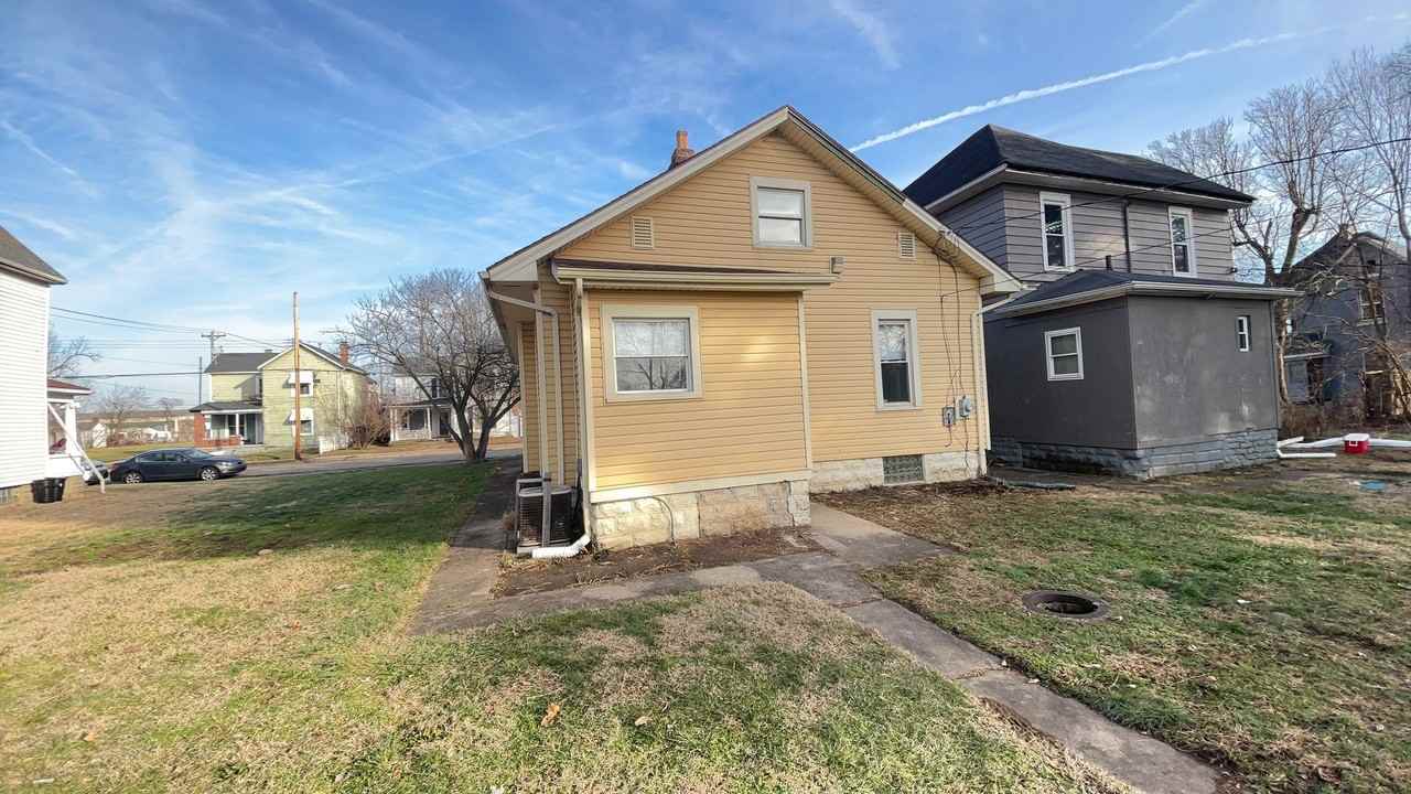 208 Garfield St - Photo 2 of 29