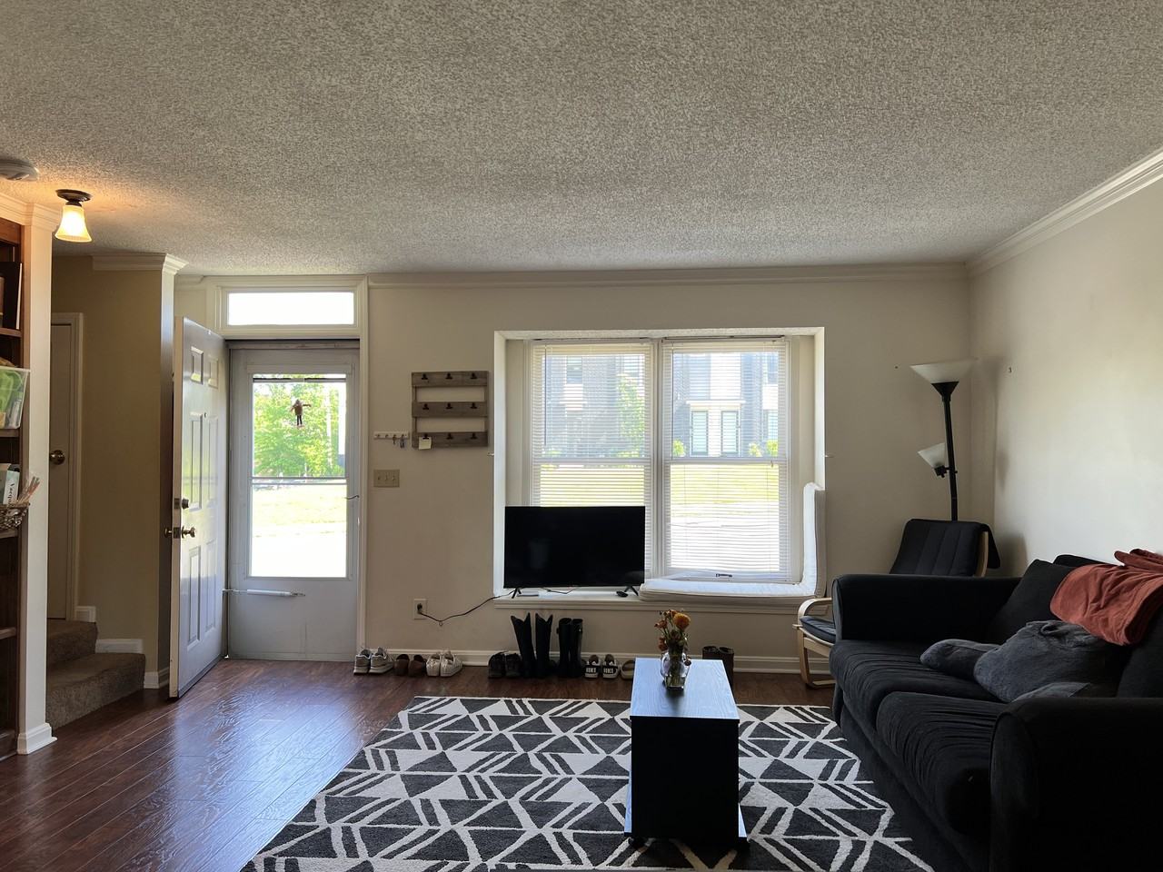 1819 Wedgewood Avenue - Photo 3 of 15