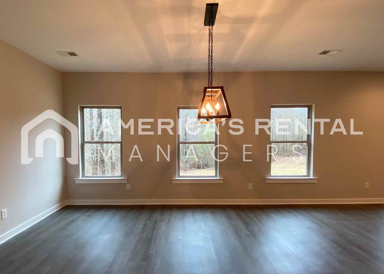 278 Lakewood Ln - Photo 7 of 33