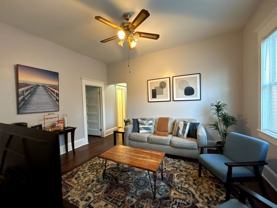 907 Oak St #A - Photo 1 of 1