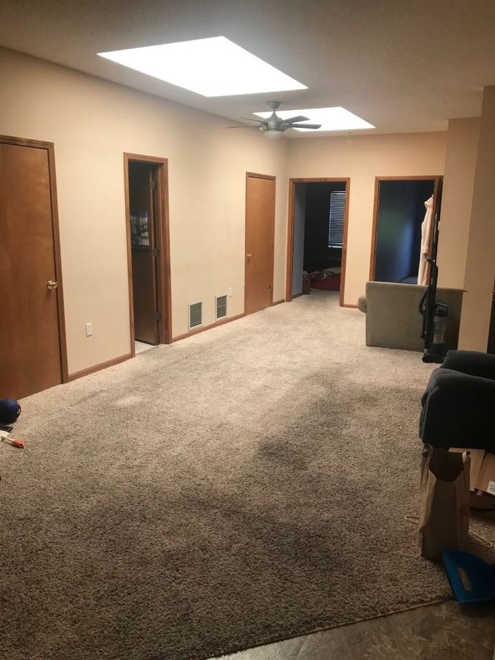 911 Massachusetts - Photo 7 of 13