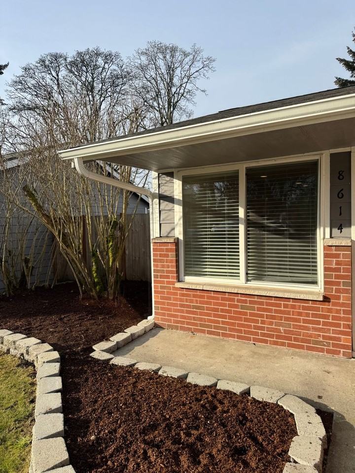 8614 Meadow Rd Sw - Photo 2 of 24