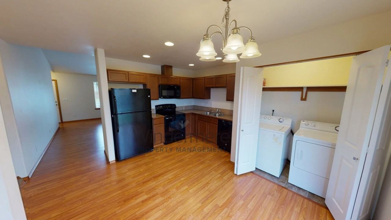 167 Nw Maria St #2 - Photo 5 of 20