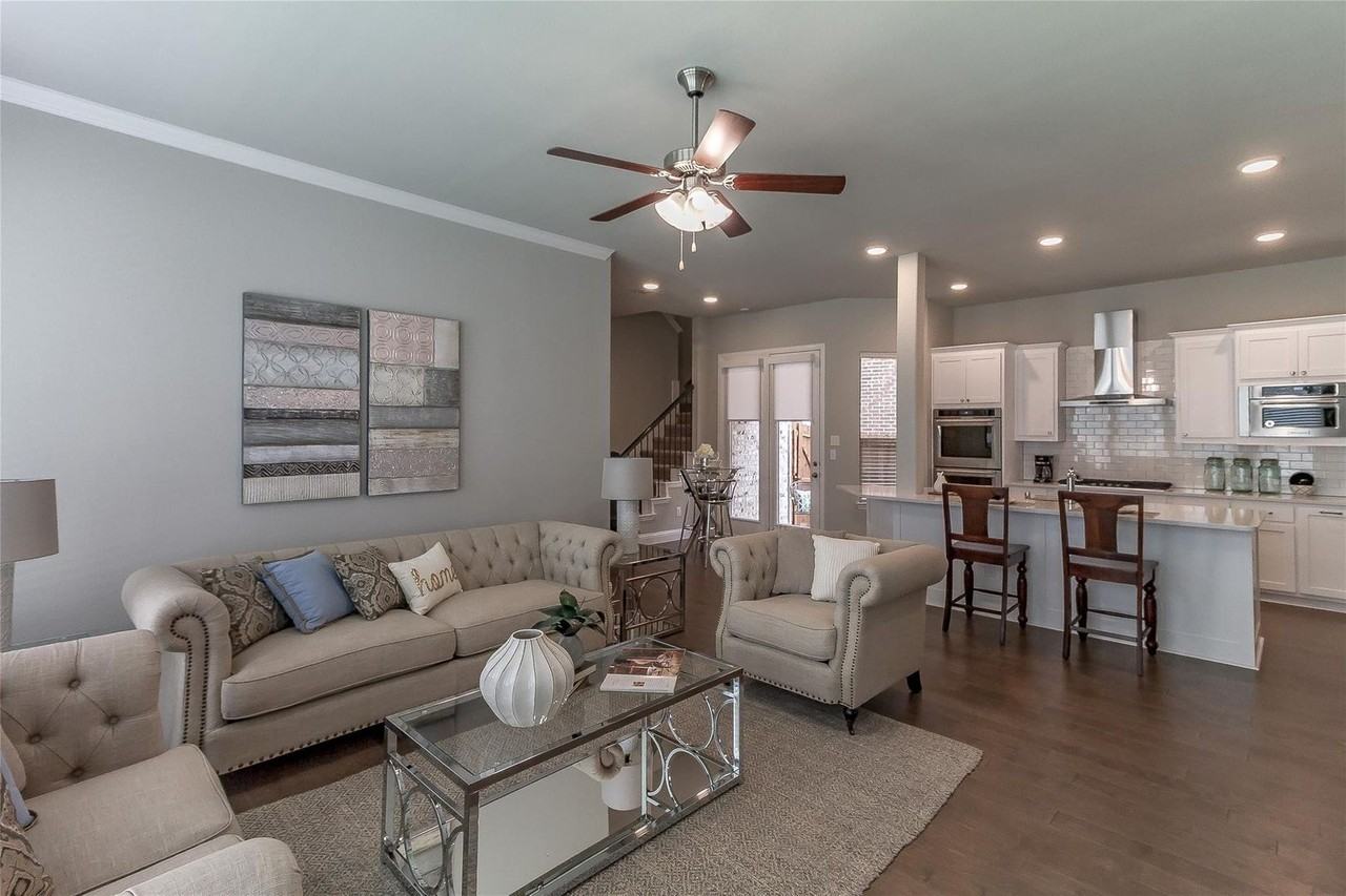 5001 Basham Ln - Photo 5 of 30