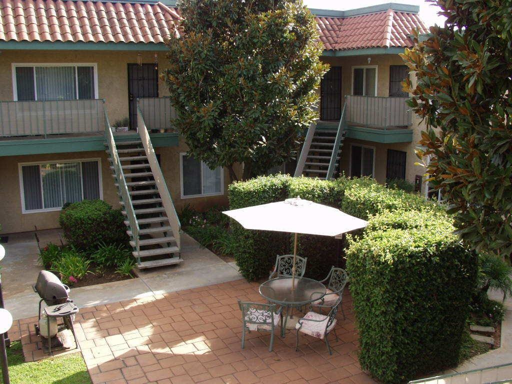 Landmark Gardens - Photo 6 of 19