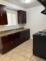 828 Astor St - Photo 1 of 1