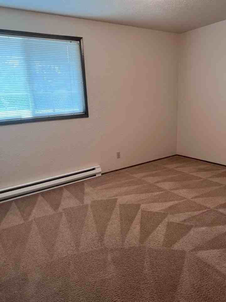 022-Cedar Grove Apartments - Photo 6 of 12