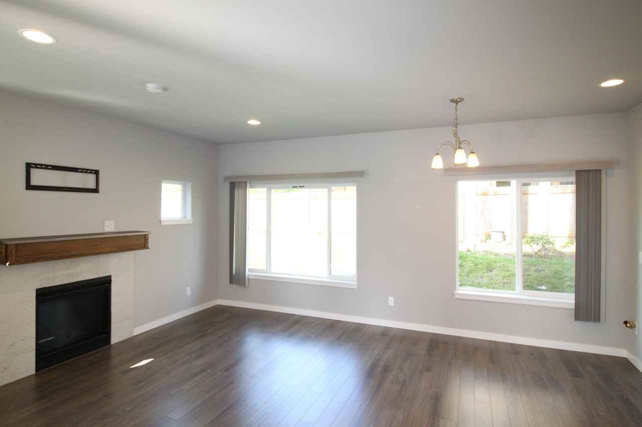 1733 Sw Cooper Way - Photo 3 of 14