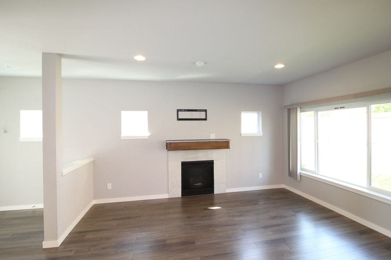 1733 Sw Cooper Way - Photo 4 of 14