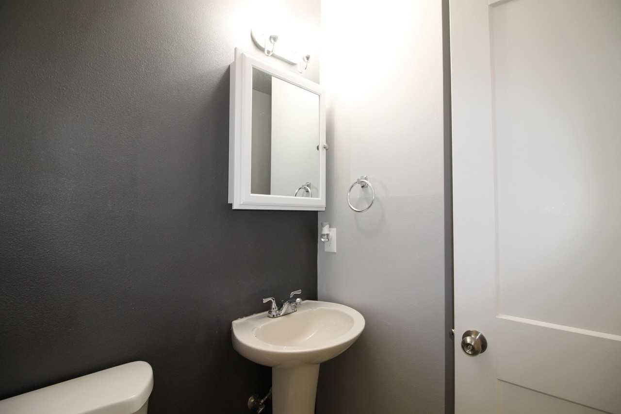 1733 Sw Cooper Way - Photo 5 of 14