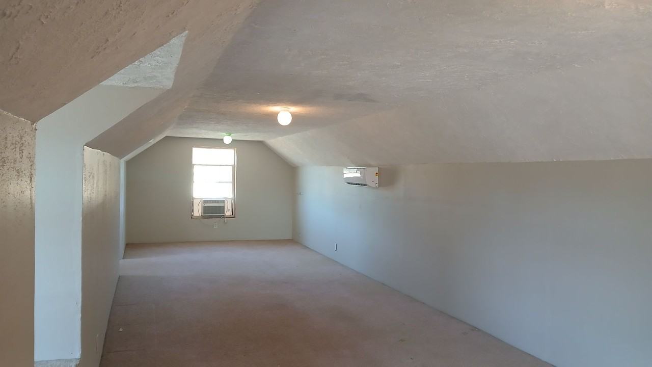 187 Vermilion Dr - Photo 3 of 50