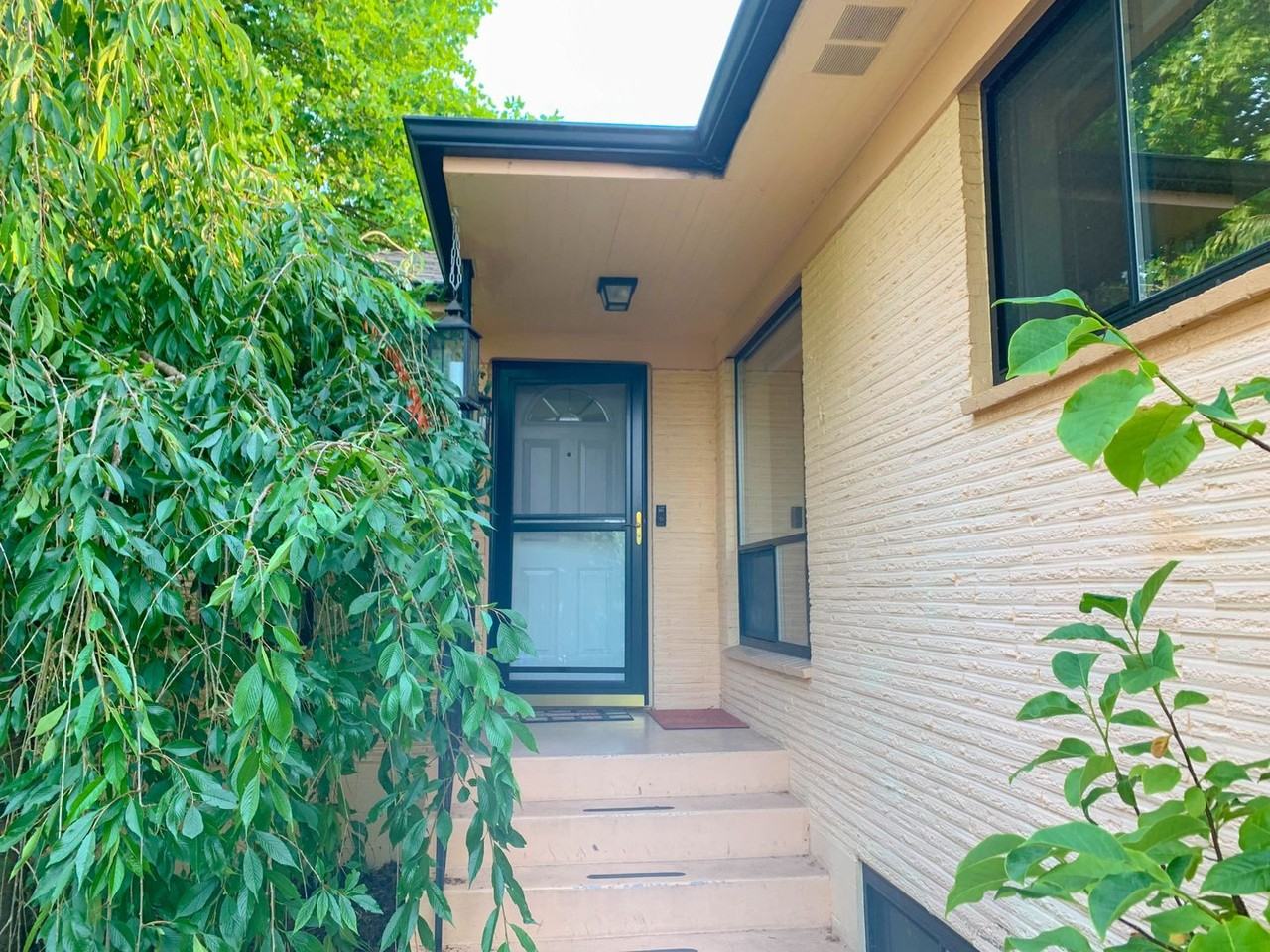 9725 13th Ave Nw - Photo 2 of 31