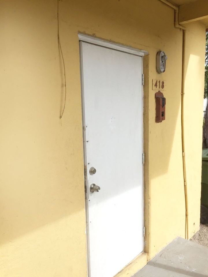 418 Nw 14th Ave - Photo 3 of 8