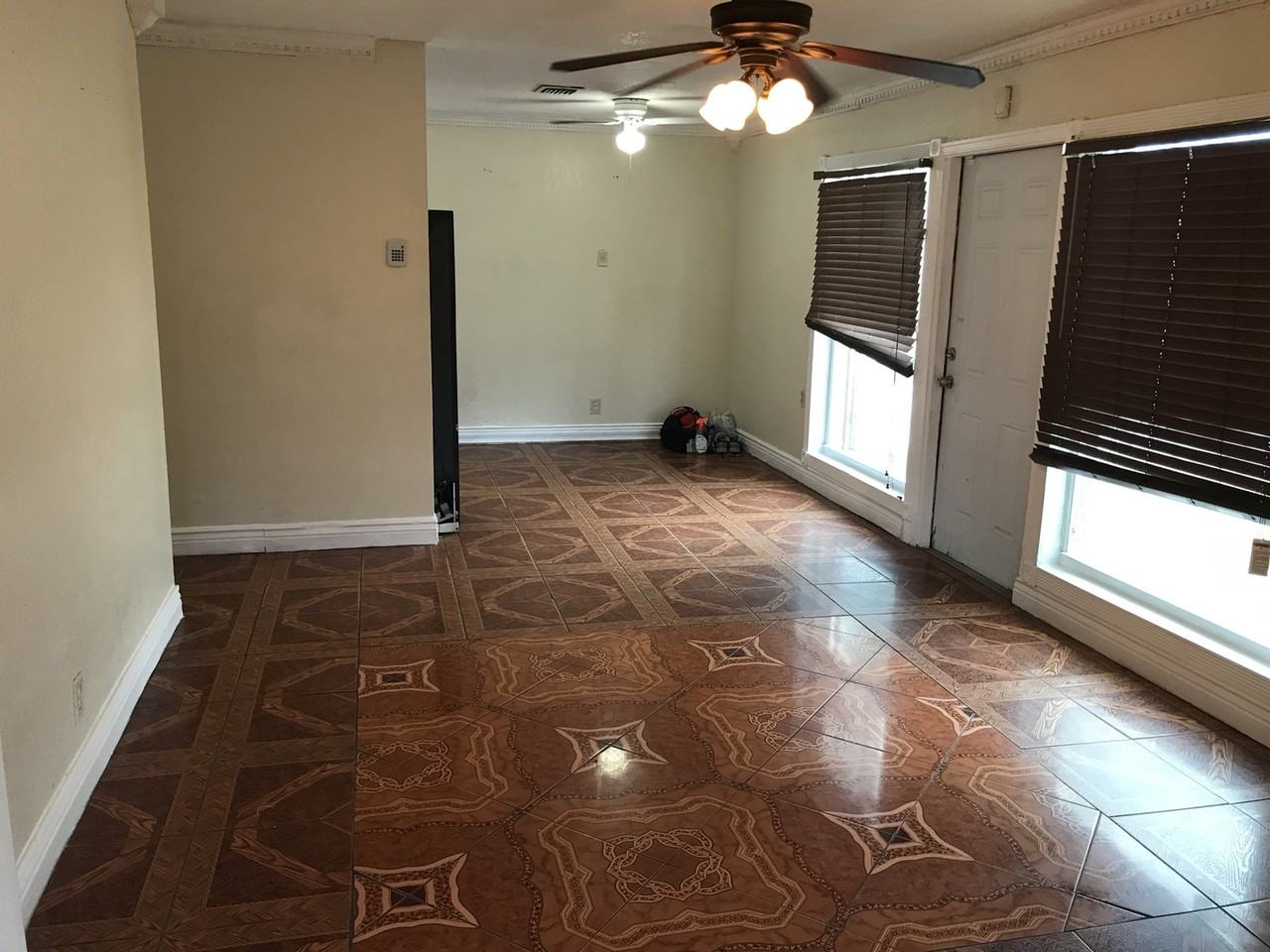 3250 Nw 18th Pl - Photo 4 of 16