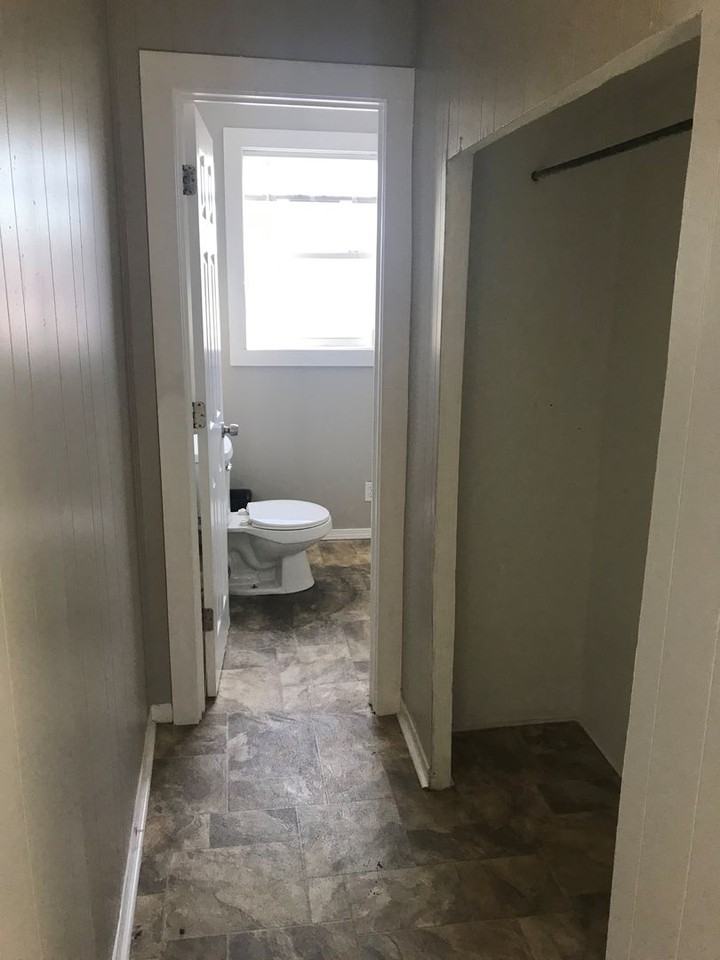 329 N Cherry St - Photo 6 of 11